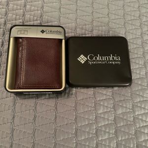 New in box brown Columbia trifold wallet